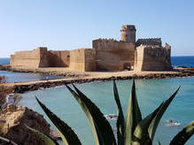 Le Castella - mittelalterliche Festung im Meer