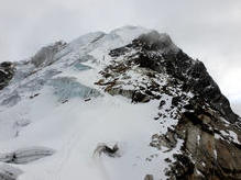 Gipfelmassiv des Lobuche East (6090 m) vom Anseilplatz aus