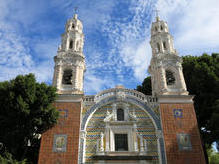 Wallfahrtskirche mit Talavera-Fassade in Puebla