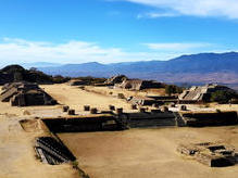 Monte Albán - religiöses und politisches Zentrum der Zapoteken, Unesco- Weltkulturerbe