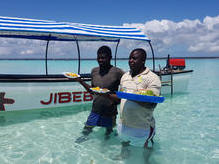 Beim Schnorcheln am Mnemba-Atoll von Sansibar