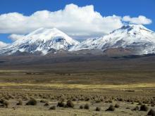 Die Zwillingsvulkane Parinacota (6342 m) und Pomerape (6282 m) 