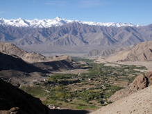 Khardung La (5.360 m) - Leh und Industal